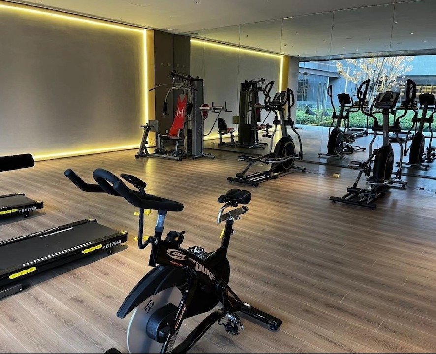 选BH商用跑步机，先看运营价值！上海杰禾力独家代理，让设备成为盈利助力